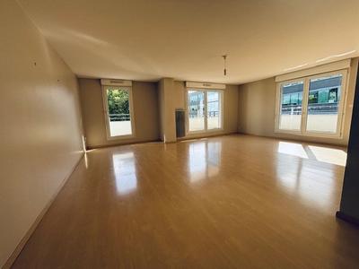 Appartement - 113 m² - 4 pièces