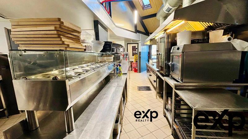 Fonds de commerce - Magasins - 308 m²