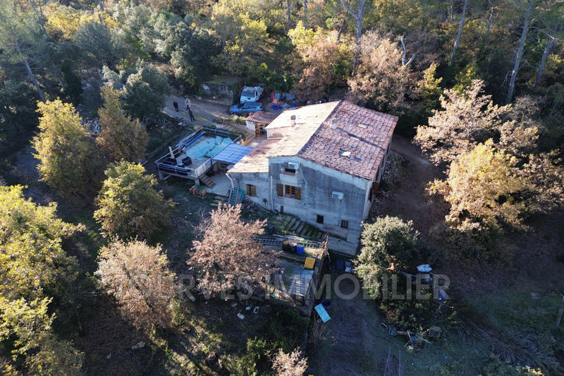 Villa - 220 m² - 6 pièces