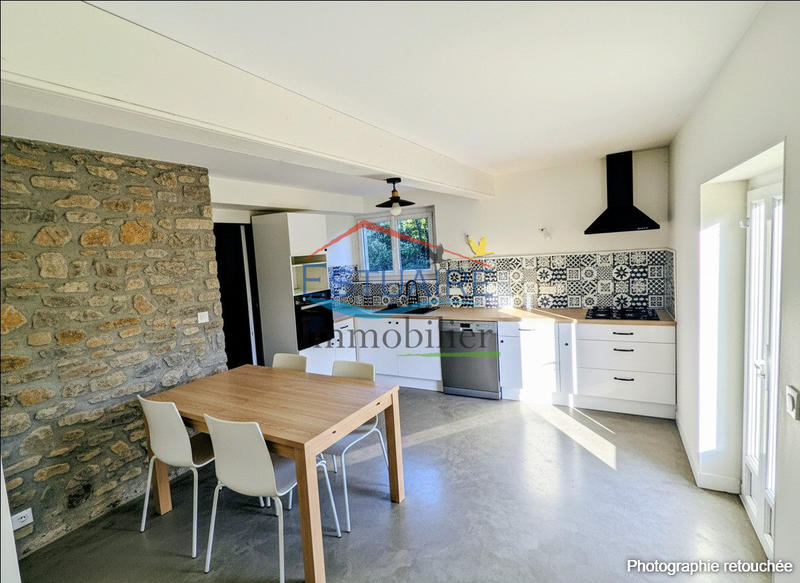 Maison ancienne - 195 m² - 8 pièces