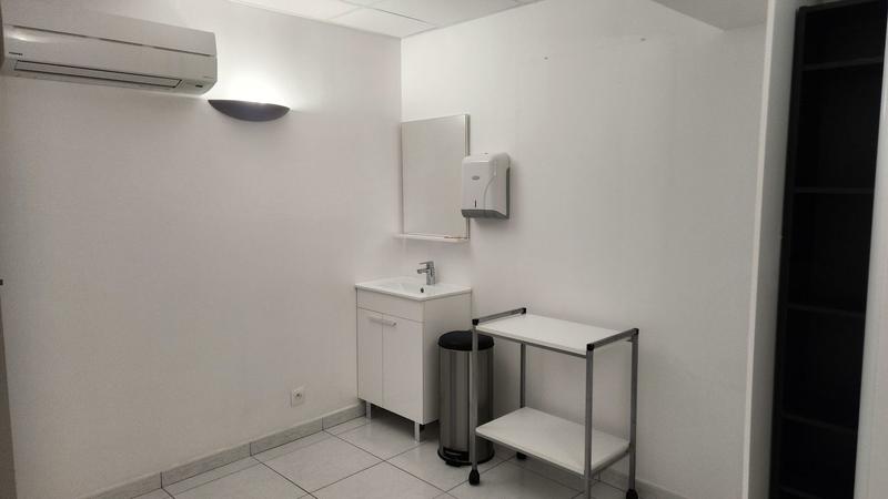 Bureau - 10 m² - 1 pièce