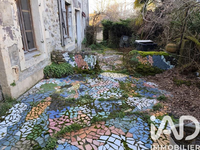 Maison - 260 m² - 10 pièces