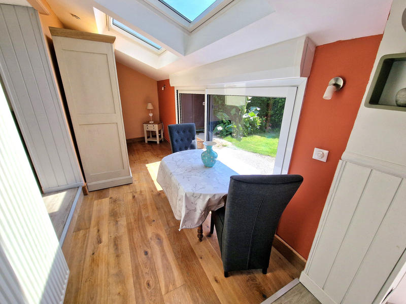 Maison - 205 m² - 6 pièces