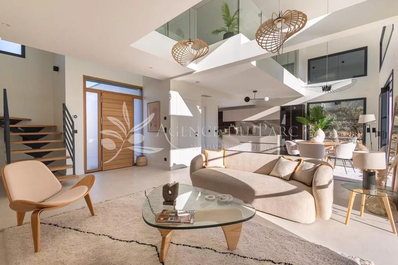 Villa - 160 m² - 5 pièces