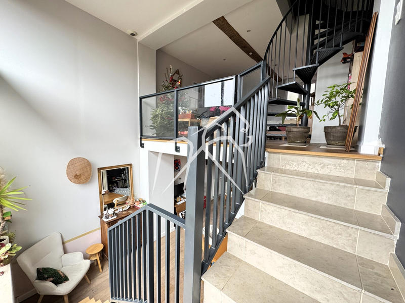 Maison - 130 m² - 6 pièces