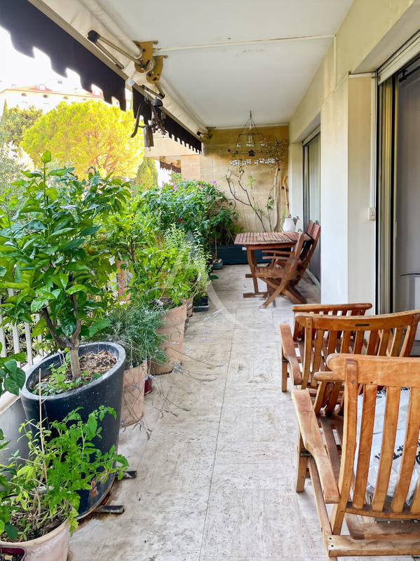 Appartement - 76 m² - 3 pièces