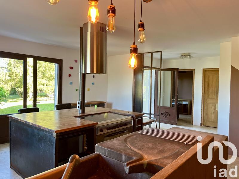 Maison - 184 m² - 6 pièces