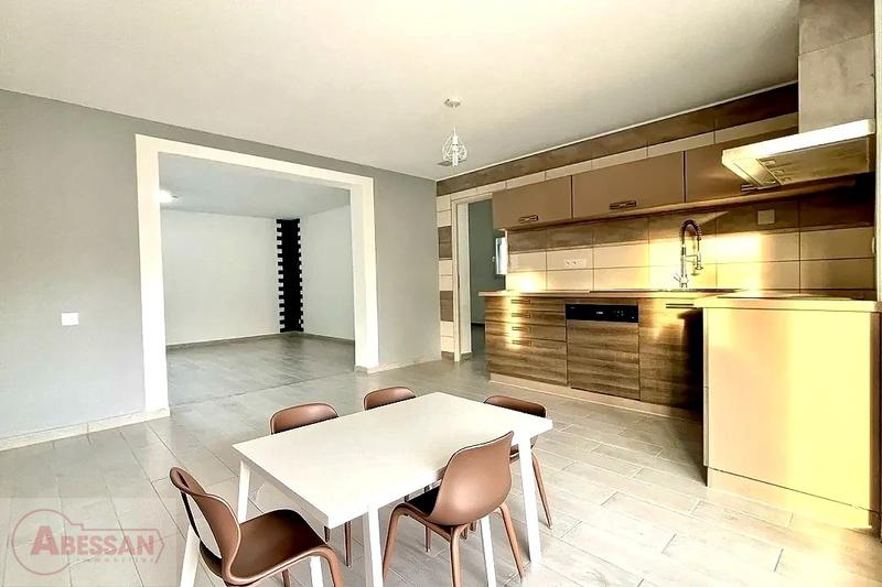 Maison - 165 m² - 5 pièces