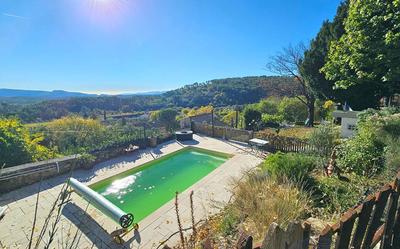 Maison - 378 m² - 7 pièces