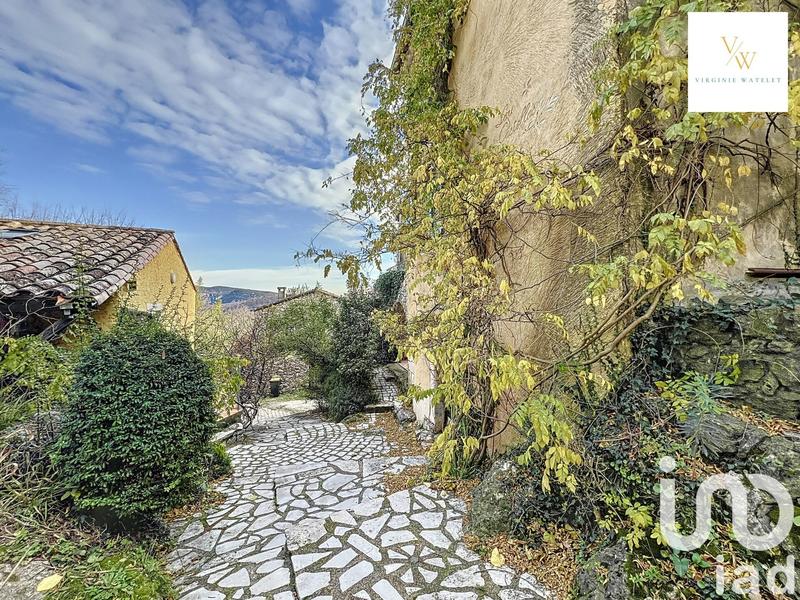 Maison - 199 m² - 9 pièces