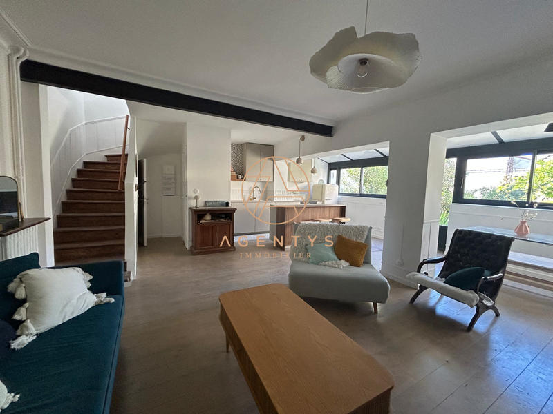 Maison - 110 m² - 5 pièces