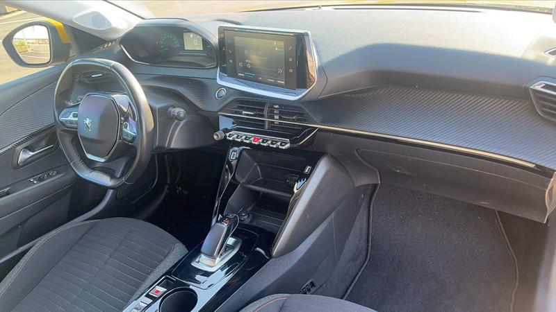 Peugeot E-208 136 50 kWh Active - Entretien constructeur