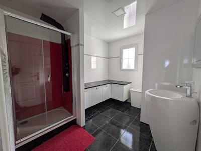 Maison contemporaine - 102 m² - 4 pièces