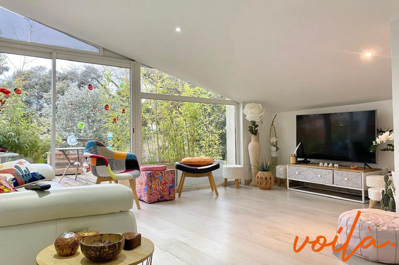 Maison - 191 m² - 7 pièces