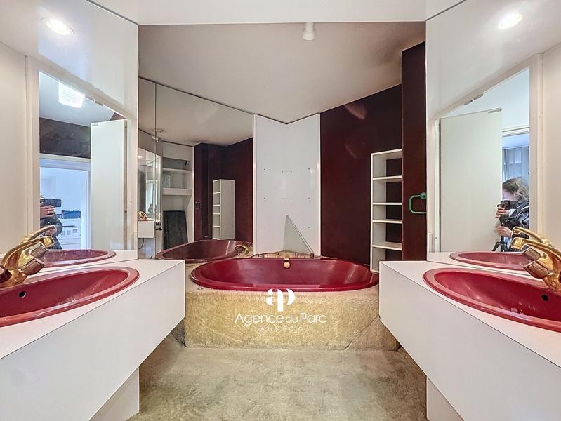 Appartement - 102 m² - 4 pièces