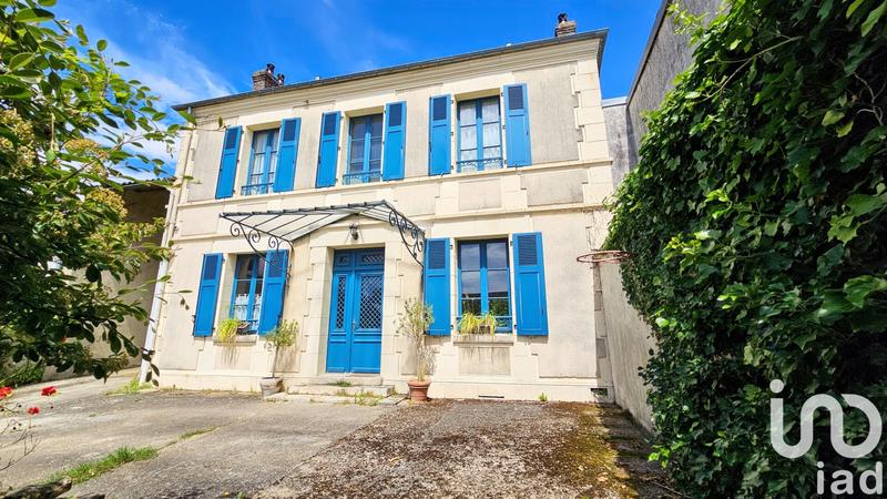 Maison - 182 m² - 8 pièces