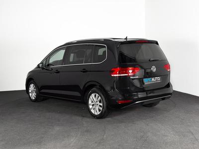 Volkswagen Touran 1.5 Tsi 150ch Dsg Type Carat Toit Ouvrant Alcantara Chauff Carplay Gps Regul Acc