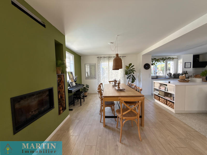 Maison - 185 m² - 6 pièces