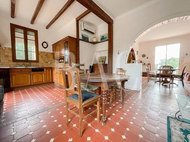 Villa - 210 m² - 7 pièces