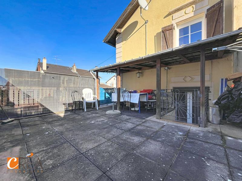 Maison - 60 m² - 5 pièces