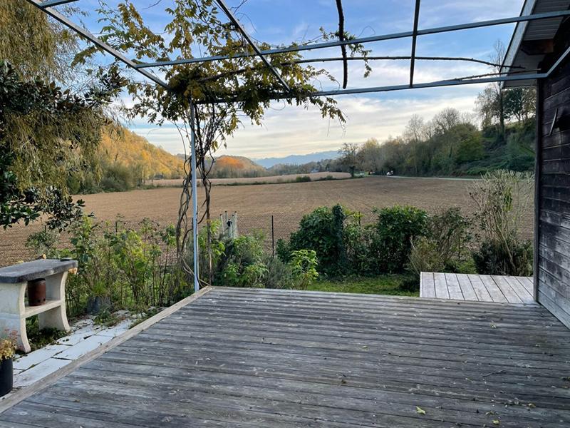 Maison - 208 m² - 5 pièces