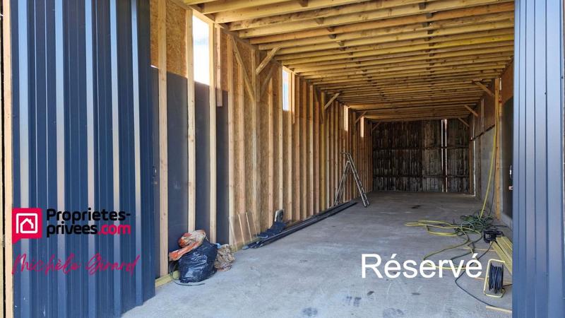 Parking / Garage - 100 m²