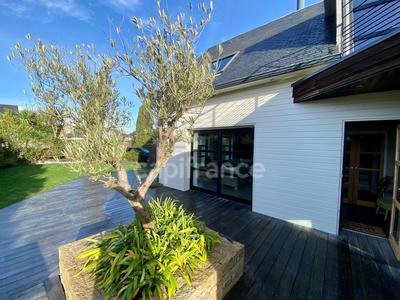 Maison - 157 m² - 6 pièces