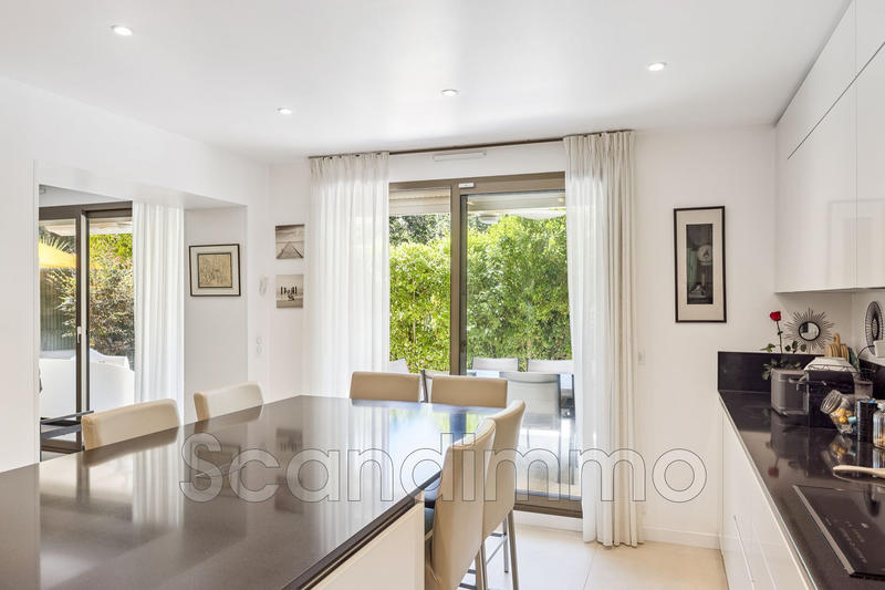 Appartement - 101 m² - 4 pièces