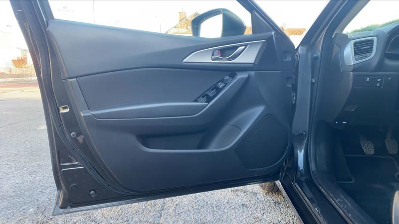 Mazda 3 2.0 Skyactiv-G 120 2wd Signature