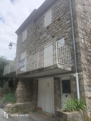 Maison - 97 m² - 5 pièces