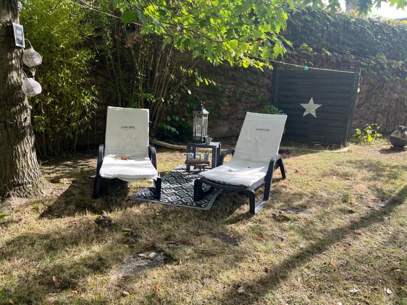 Maison - 252 m² - 9 pièces