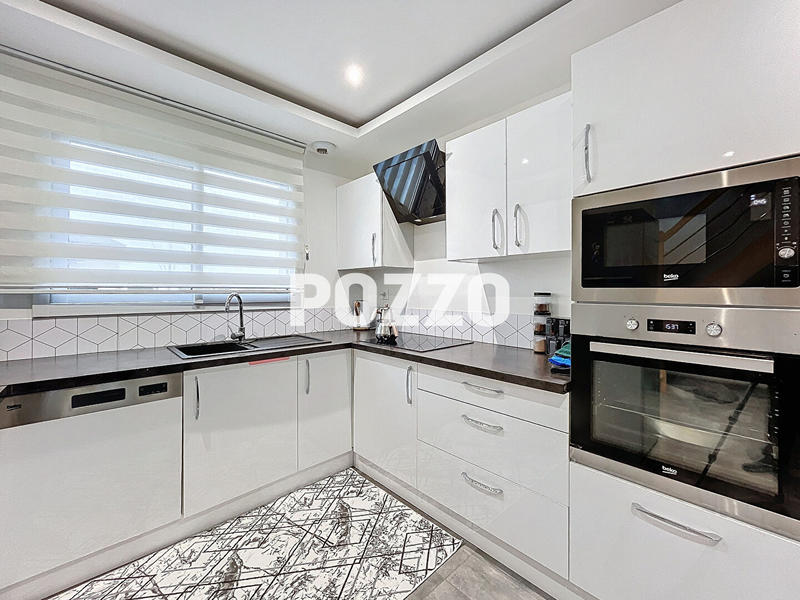 Maison - 114 m² - 6 pièces