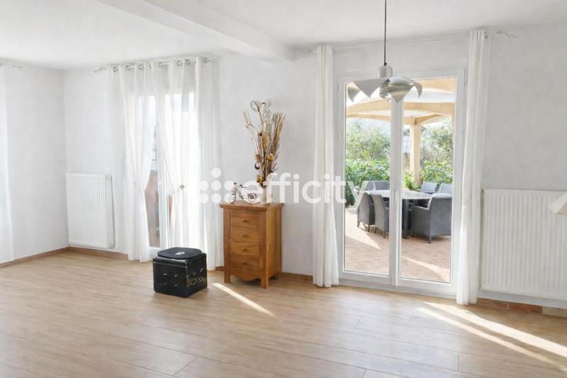 Pavillon - 100 m² - 5 pièces