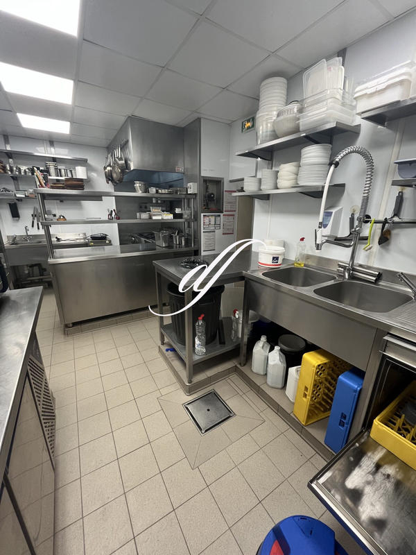 Fonds de commerce - Hôtellerie / Restauration - 103 m²