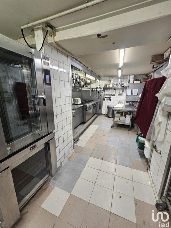 Local commercial - 330 m²