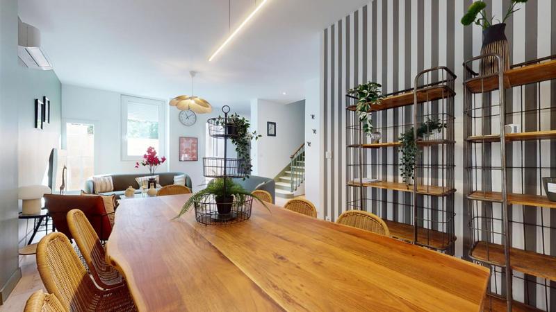 Maison en pierre - 148 m² - 10 pièces