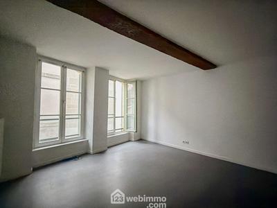 Immeuble - 162 m² - 7 pièces
