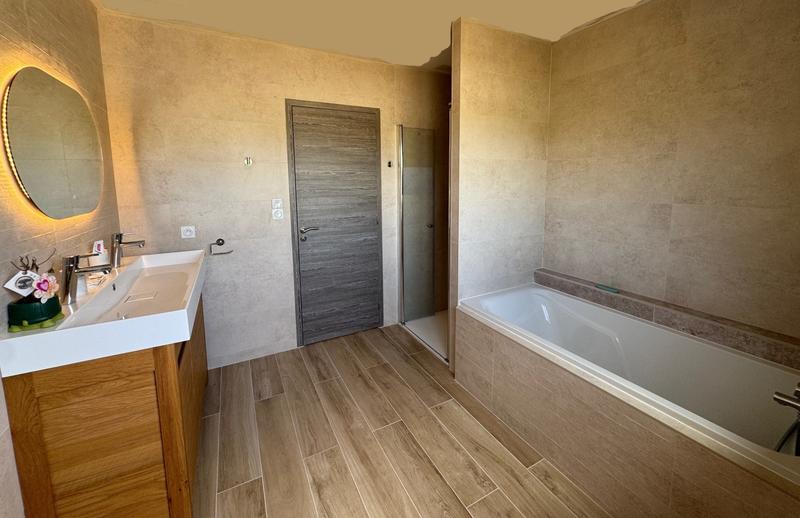 Maison - 150 m² - 5 pièces