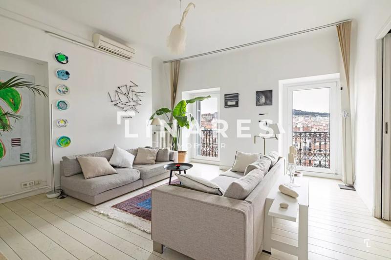 Appartement - 173 m² - 6 pièces