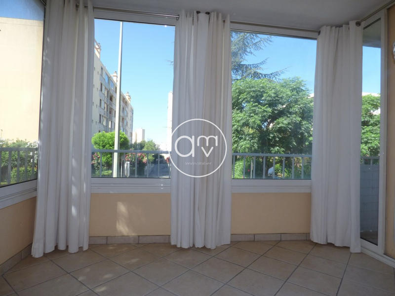 Appartement - 58 m² - 2 pièces