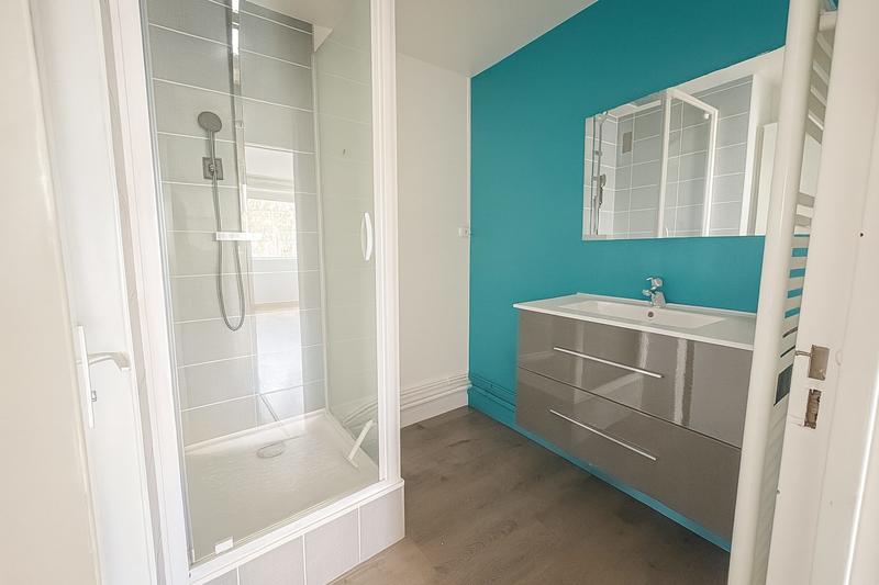 Appartement - 65 m² - 4 pièces