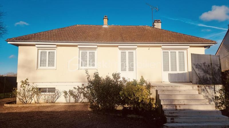 Maison - 91 m² - 5 pièces