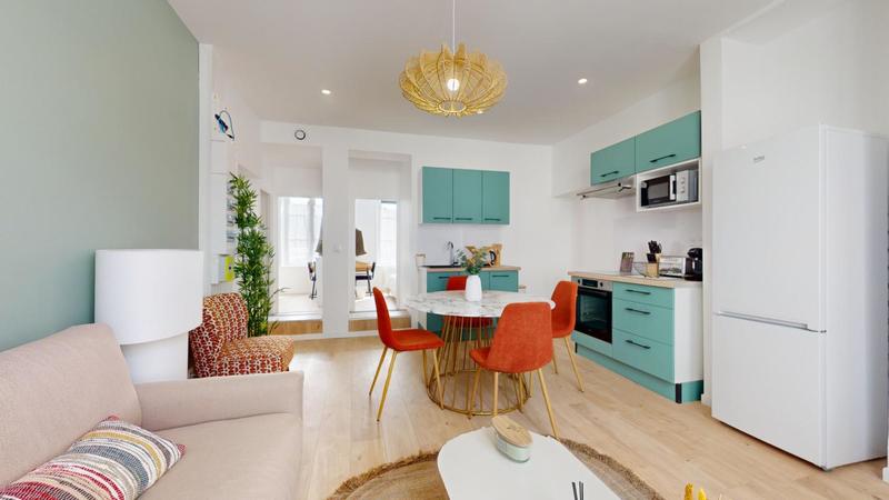 Appartement - 75 m² - 5 pièces