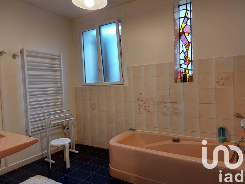 Maison de maîtres - 336 m² - 12 pièces