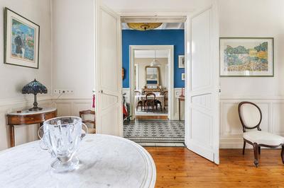 Propriété - 224 m² - 8 pièces