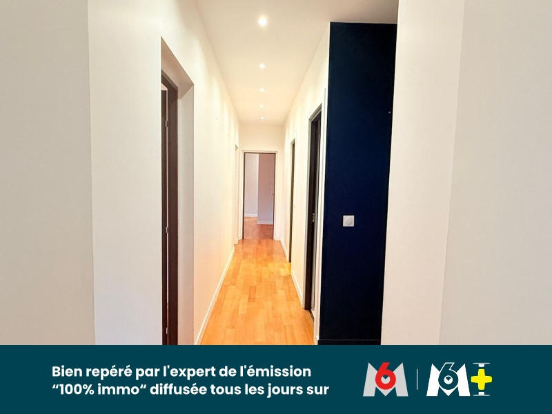 Maison - 450 m² - 9 pièces