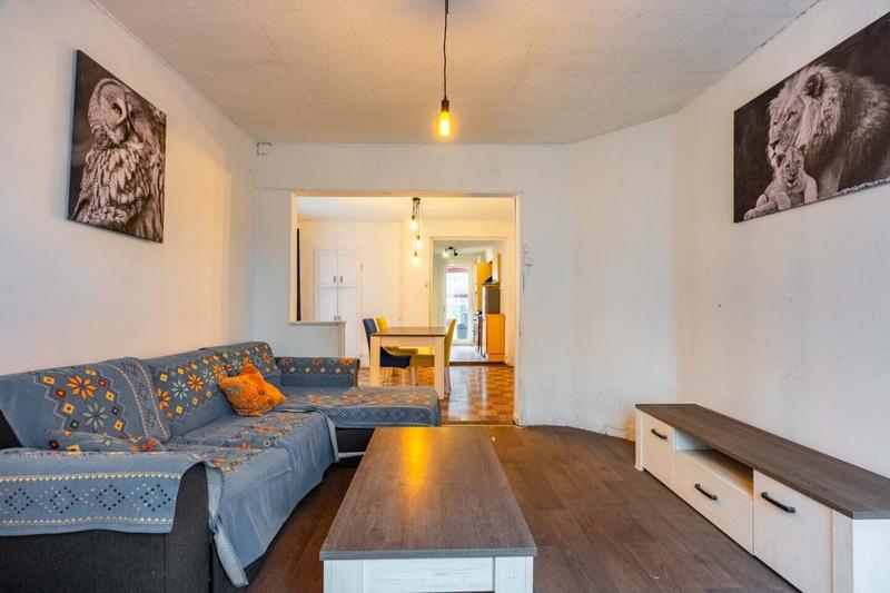 Maison - 93 m² - 4 pièces