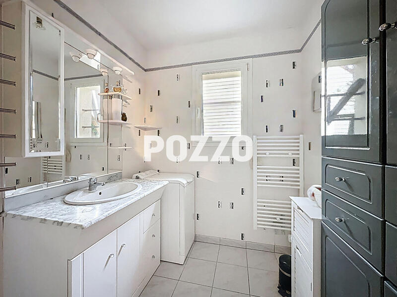 Maison - 130 m² - 6 pièces