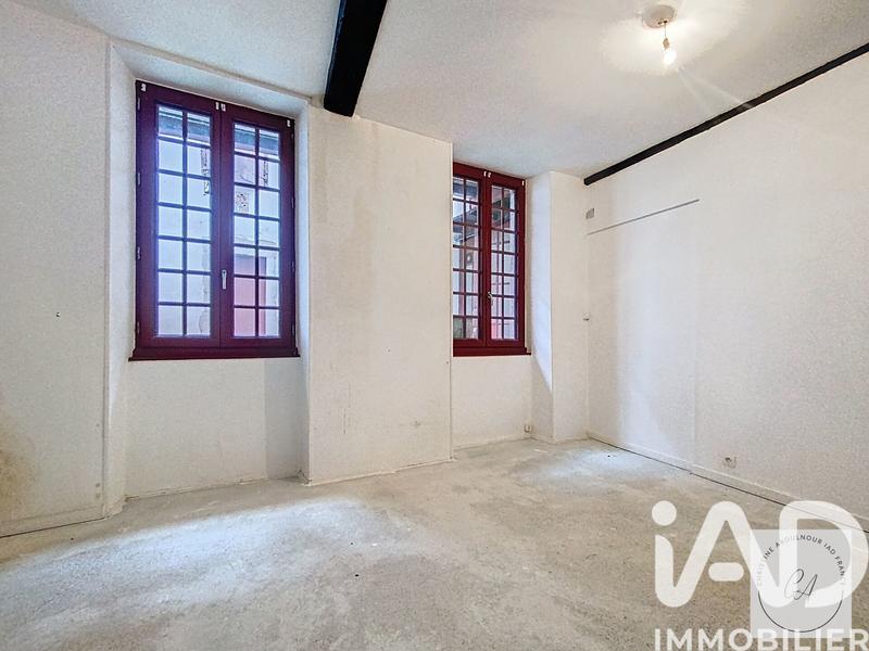 Maison - 293 m² - 11 pièces
