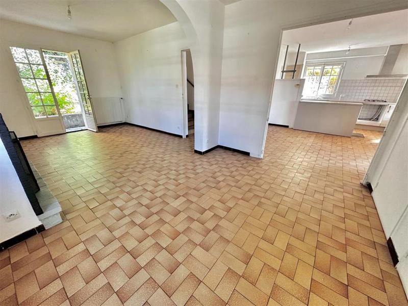 Maison - 128 m² - 7 pièces